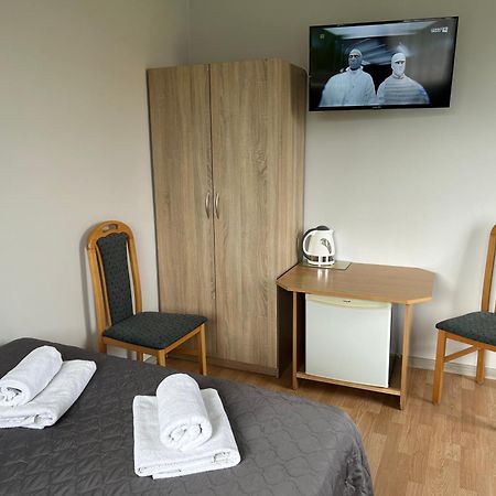 Dw Roza Wiatrow Apartment Debki Ngoại thất bức ảnh