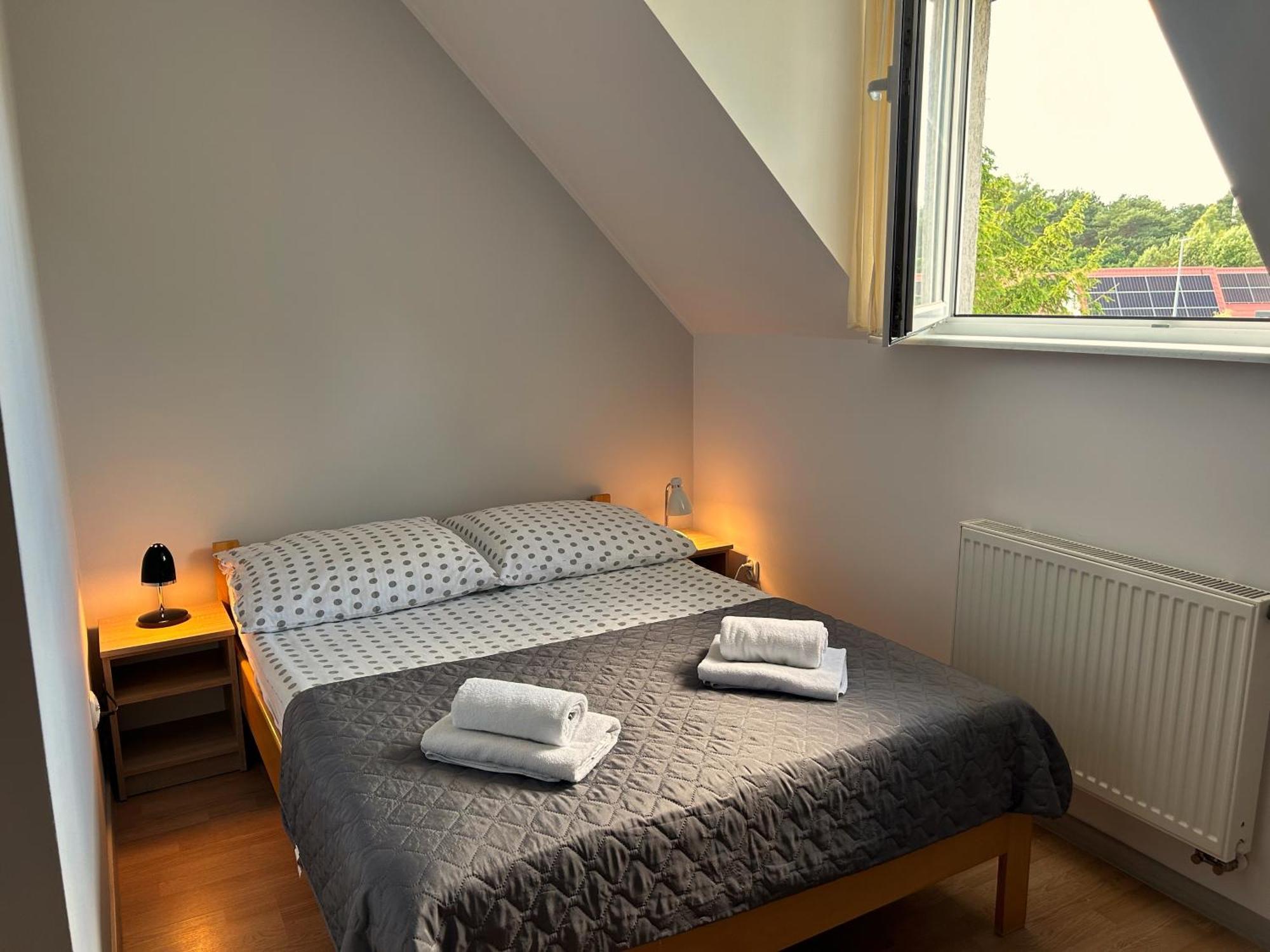 Dw Roza Wiatrow Apartment Debki Ngoại thất bức ảnh