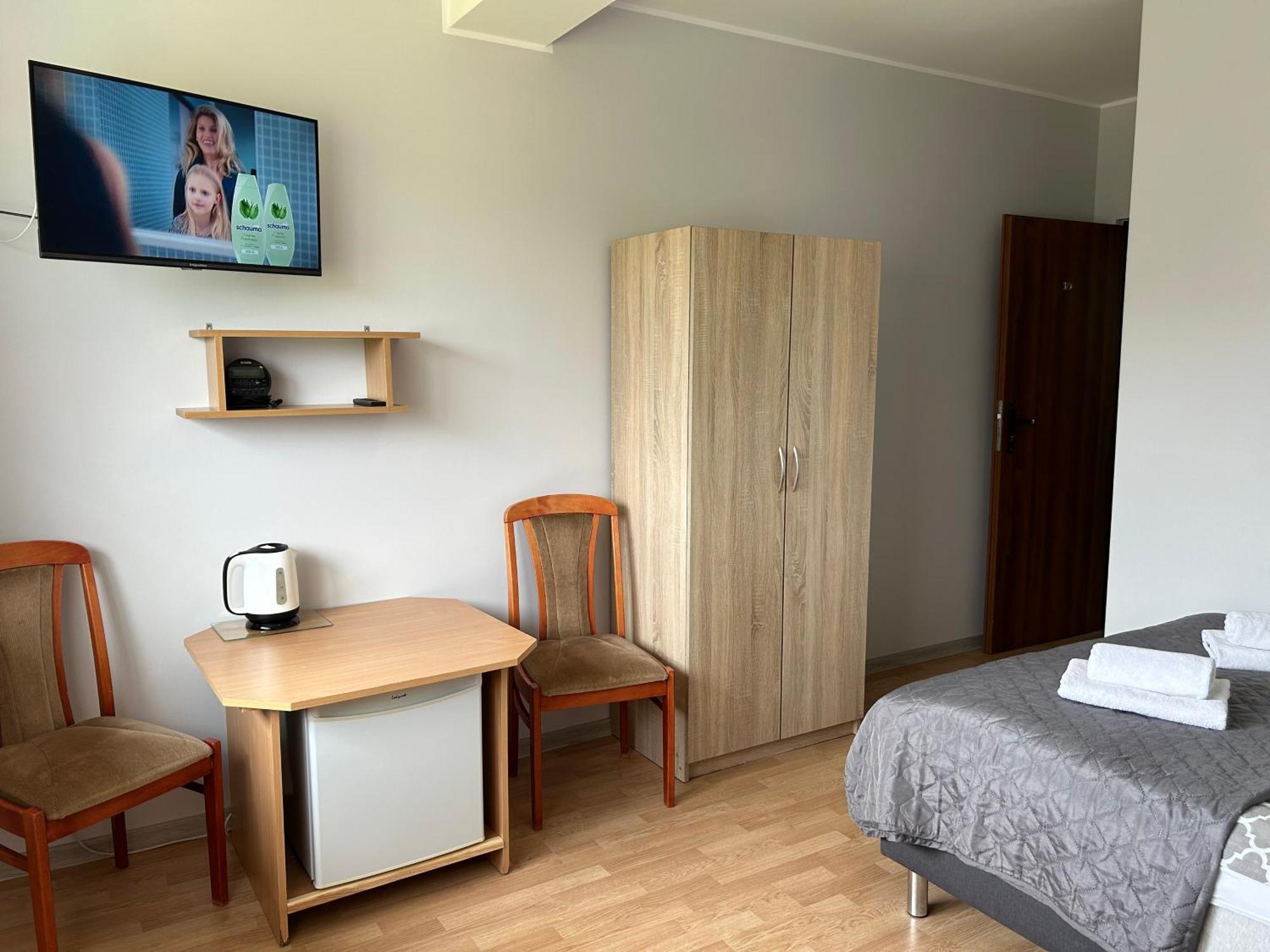 Dw Roza Wiatrow Apartment Debki Ngoại thất bức ảnh