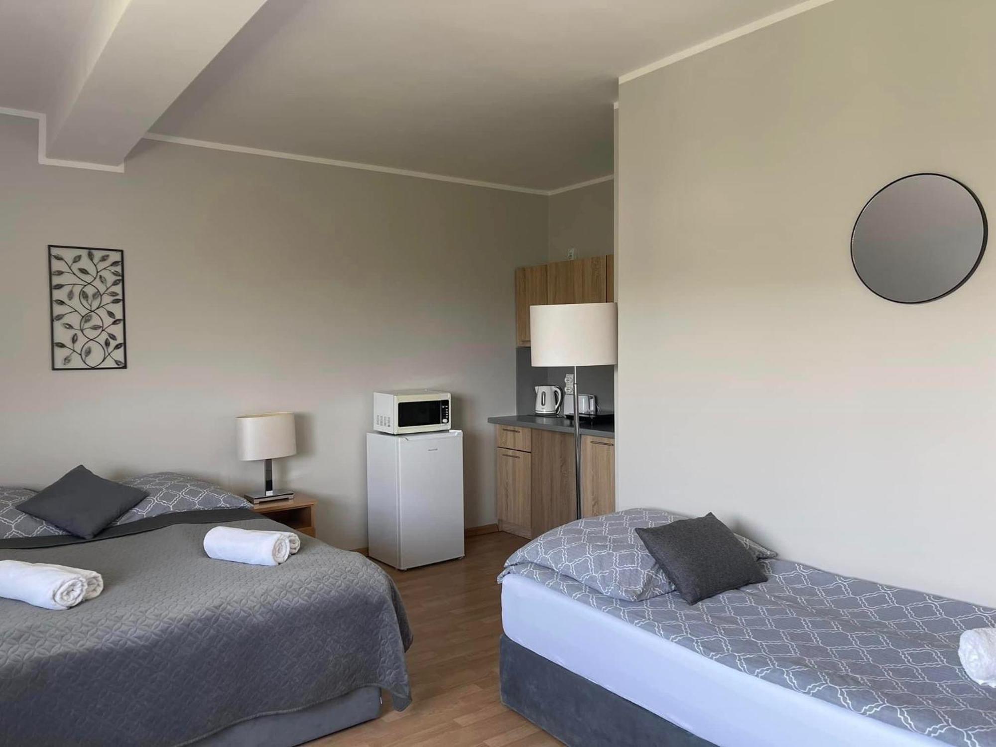 Dw Roza Wiatrow Apartment Debki Ngoại thất bức ảnh