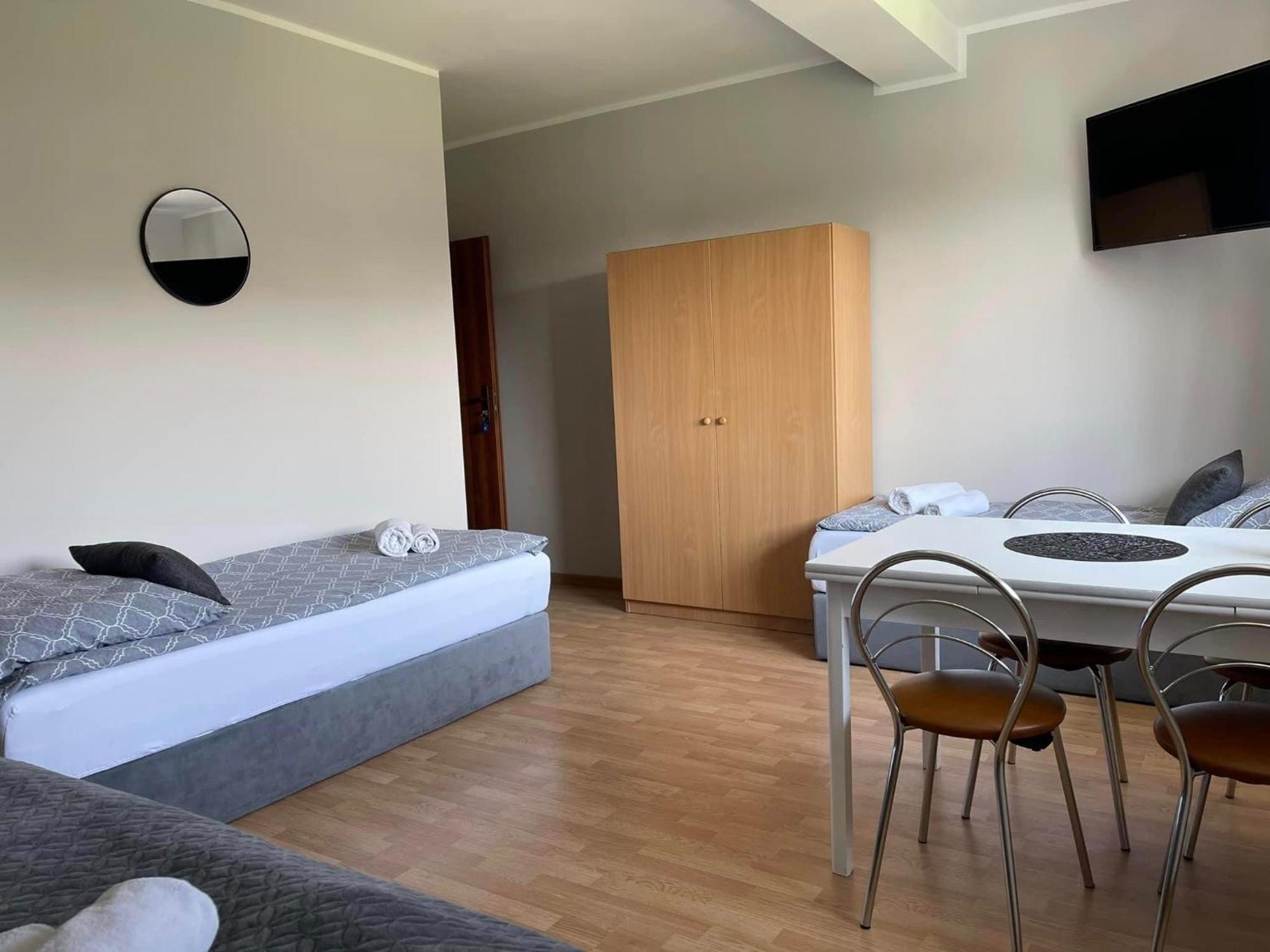 Dw Roza Wiatrow Apartment Debki Ngoại thất bức ảnh