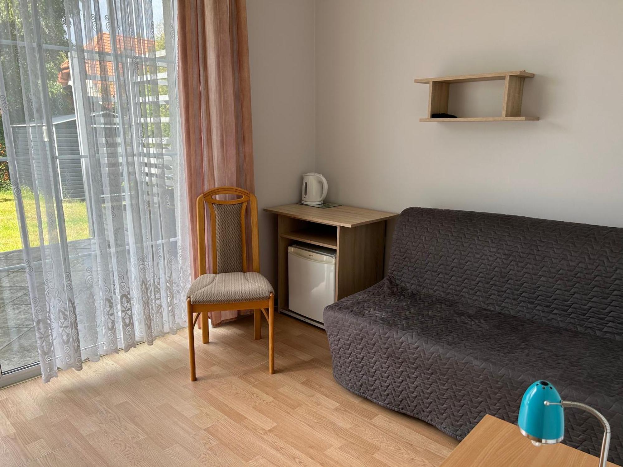 Dw Roza Wiatrow Apartment Debki Ngoại thất bức ảnh