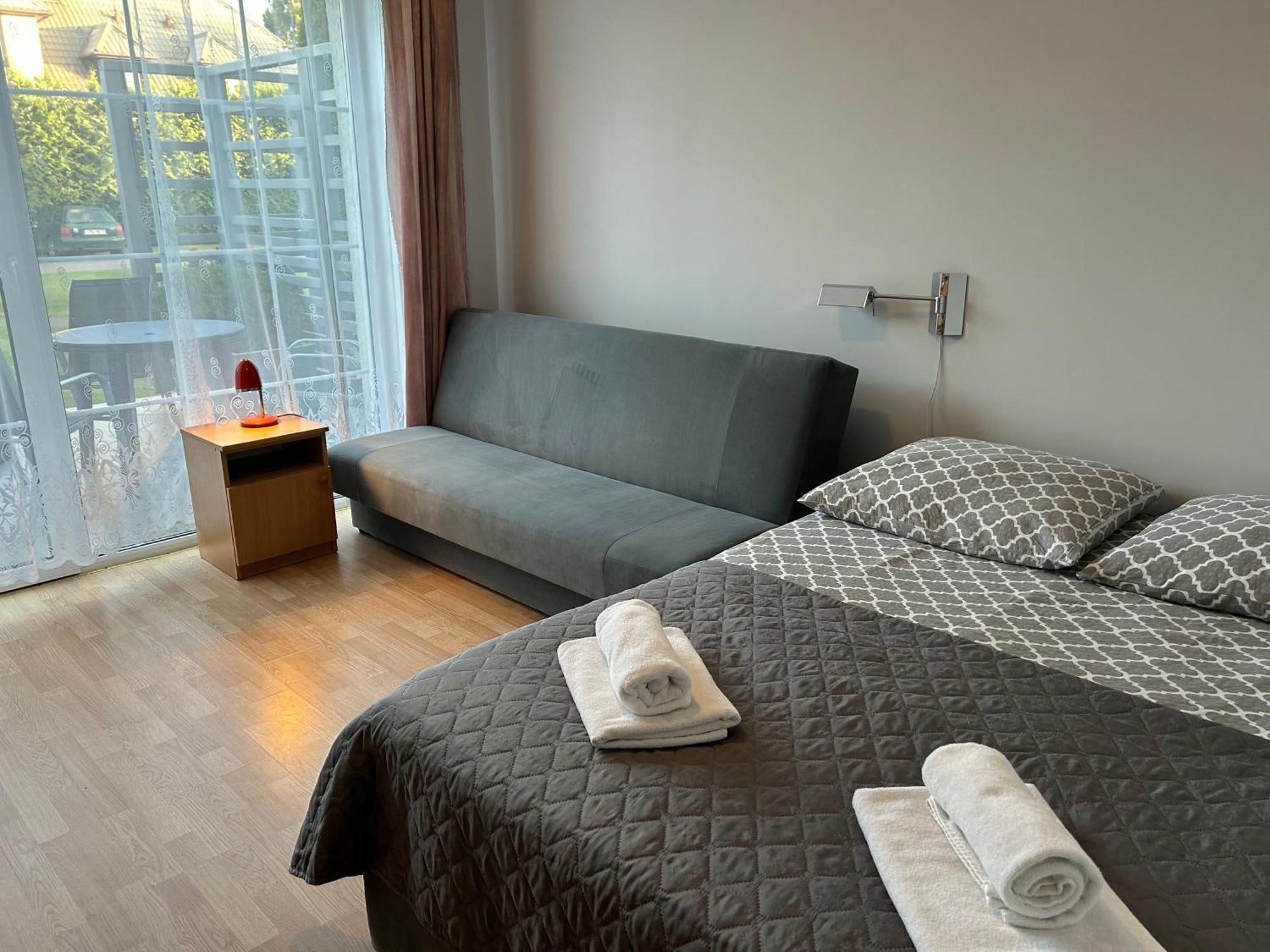 Dw Roza Wiatrow Apartment Debki Ngoại thất bức ảnh